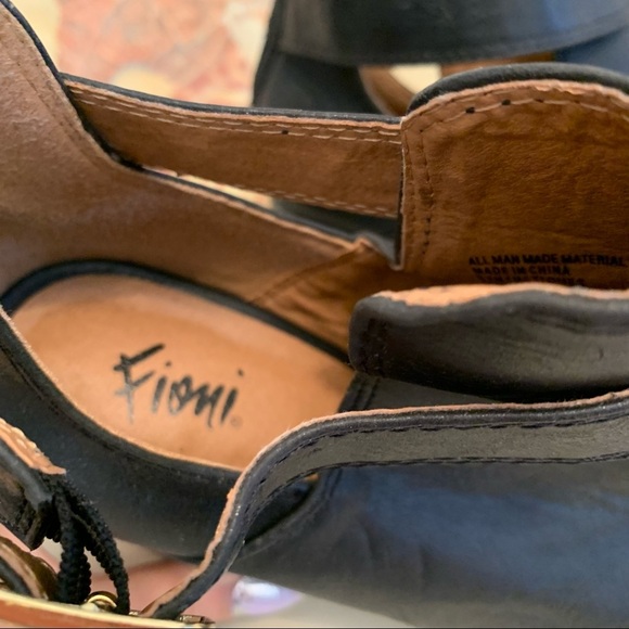 Fioni black peep toe chunky heal shoe size 9 - Picture 6 of 8